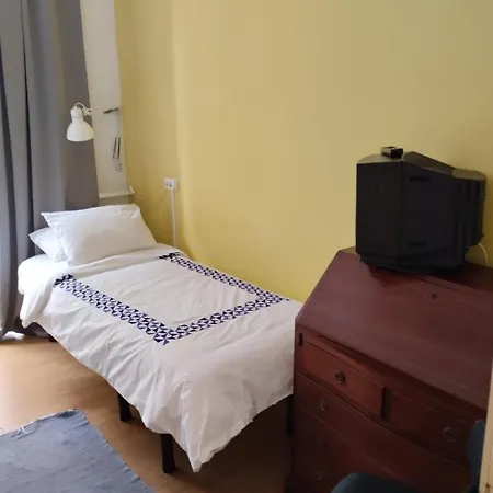 בית הארחה Edith Cavell10 ליסבון