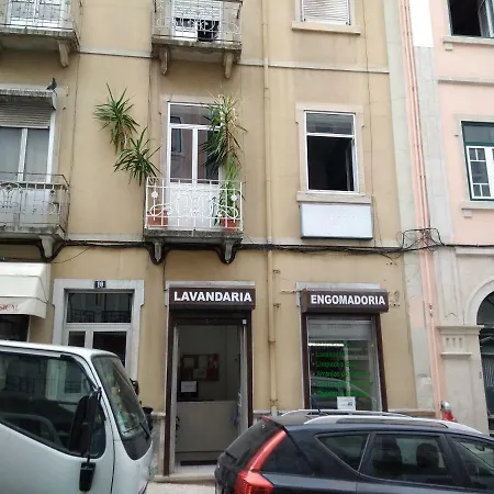 Edith Cavell10 3* Лісабон