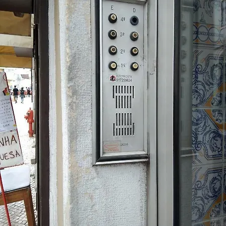 Edith Cavell10 Лісабон